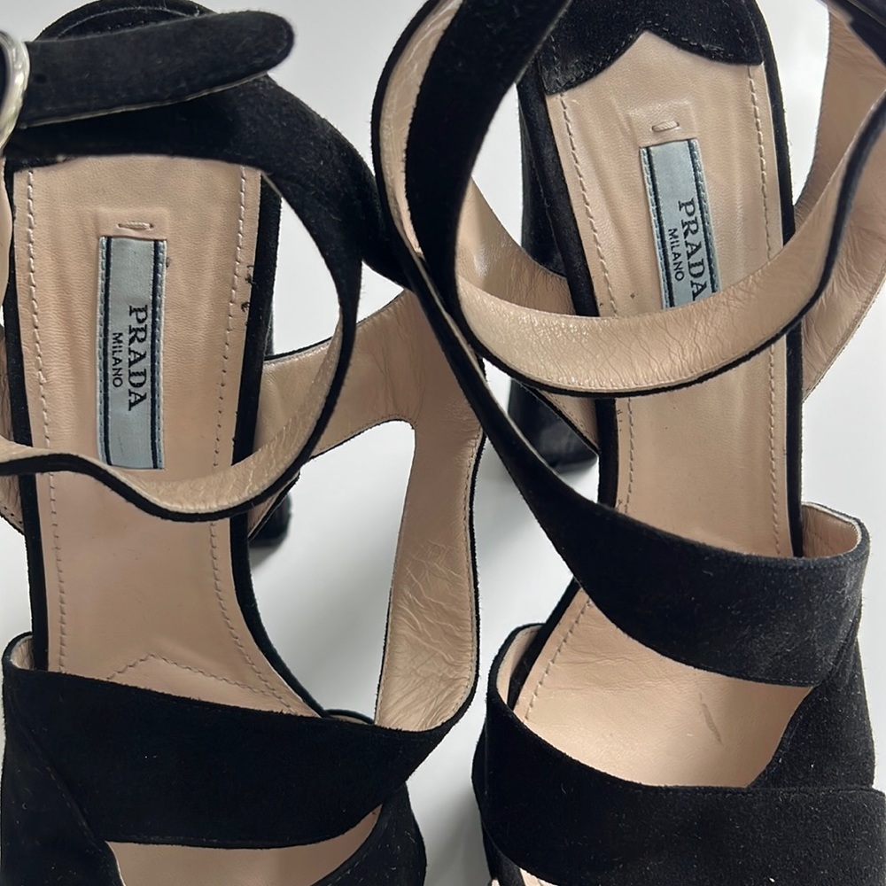 Black suede platform sandals 5.5 “column heel double crisscross band  front